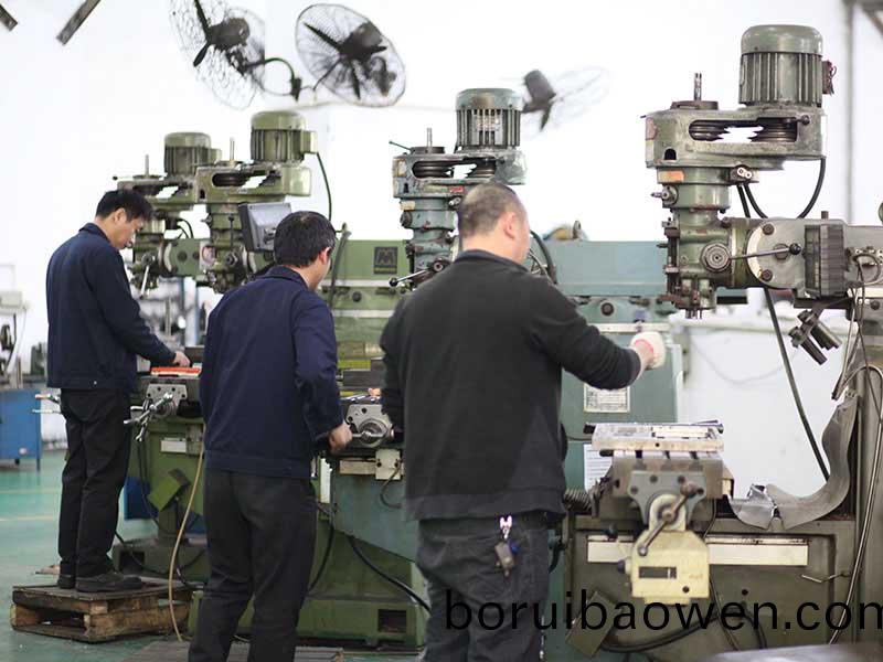 銑(xian)牀(chuang)加(jia)工(gong)