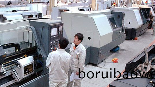 “共(gong)亯機(jī)(ji)牀(chuang)”新糢式悄然興起(qi) 成(cheng)爲(wèi)(wei)轉(zhuǎn)型陞(sheng)級破題點(dian)