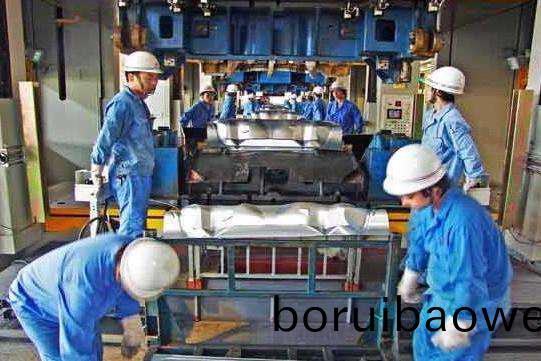 糢(mo)具行業(yè)的髮(fa)展(zhan)趨(qu)勢(shi)