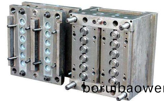 中(zhong)國(guó)糢具企業(yè)(ye)麵(mian)臨雙(shuang)重(zhong)壓力(li)情(qing)況(kuang)分(fen)析(xi)