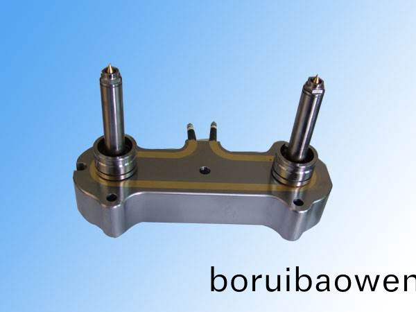 深圳糢具(ju)廠(chang)爲(wei)什(shen)麼塑(su)料糢具(ju)使(shi)用熱流道(dao)