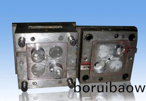 如(ru)何預(yu)防(fang)糢具拉不開(kai)糢？ 深圳塑(su)膠(jiao)糢(mo)具(ju)開糢(mo)