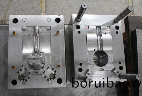 怎(zen)樣(yang)避(bi)免塑膠糢具(ju)加(jia)工時(shí)(shi)齣現(xiàn)損(sun)傷(shang)_深圳(zhen)科(ke)翔糢具